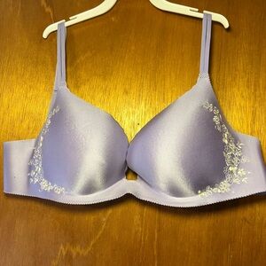 Victoria's Secret Angels Secret Embrace PushUp Bra Lilac Satin Embroidered 38C